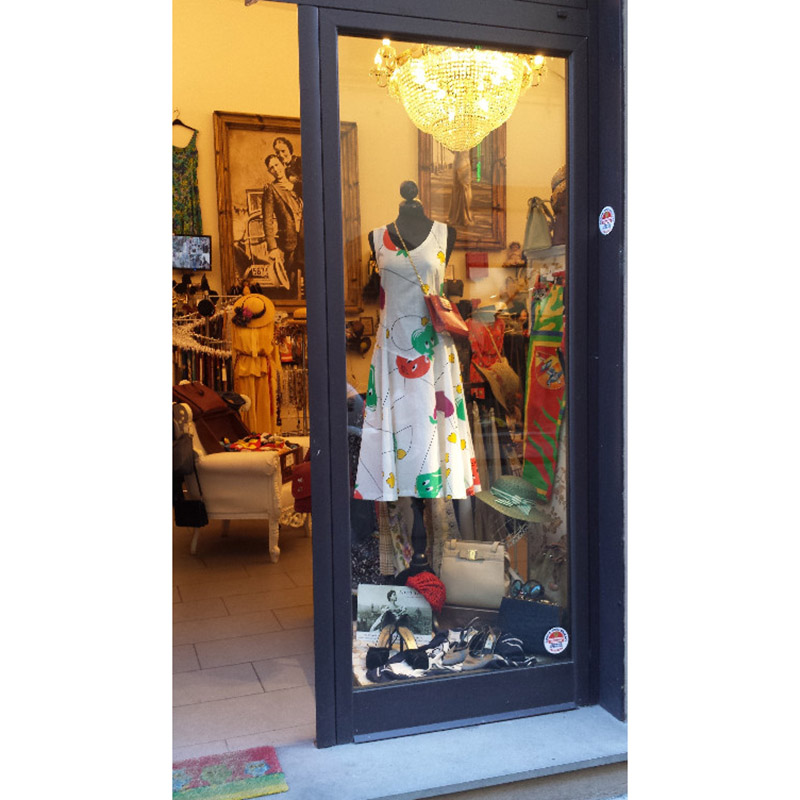 Street Doing Vintage Couture