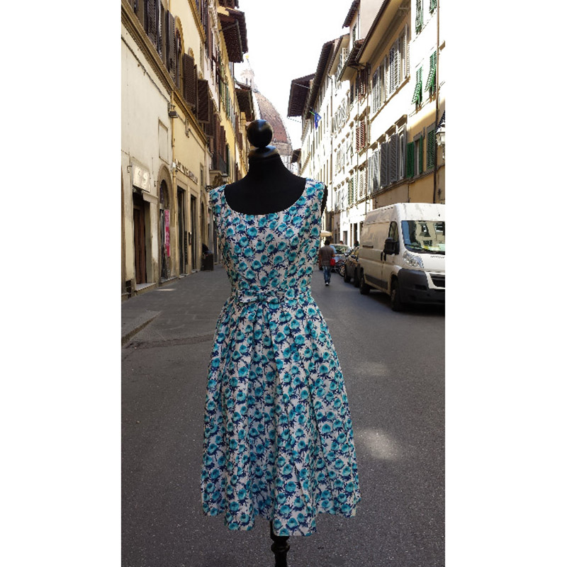 Street Doing Vintage Couture