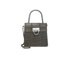 Borsa Salvatore Ferragamo “Gancini Wire bag” con tracolla in metallo 